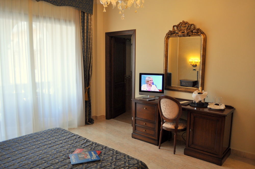 Grand Hotel President أولبيا المظهر الخارجي الصورة