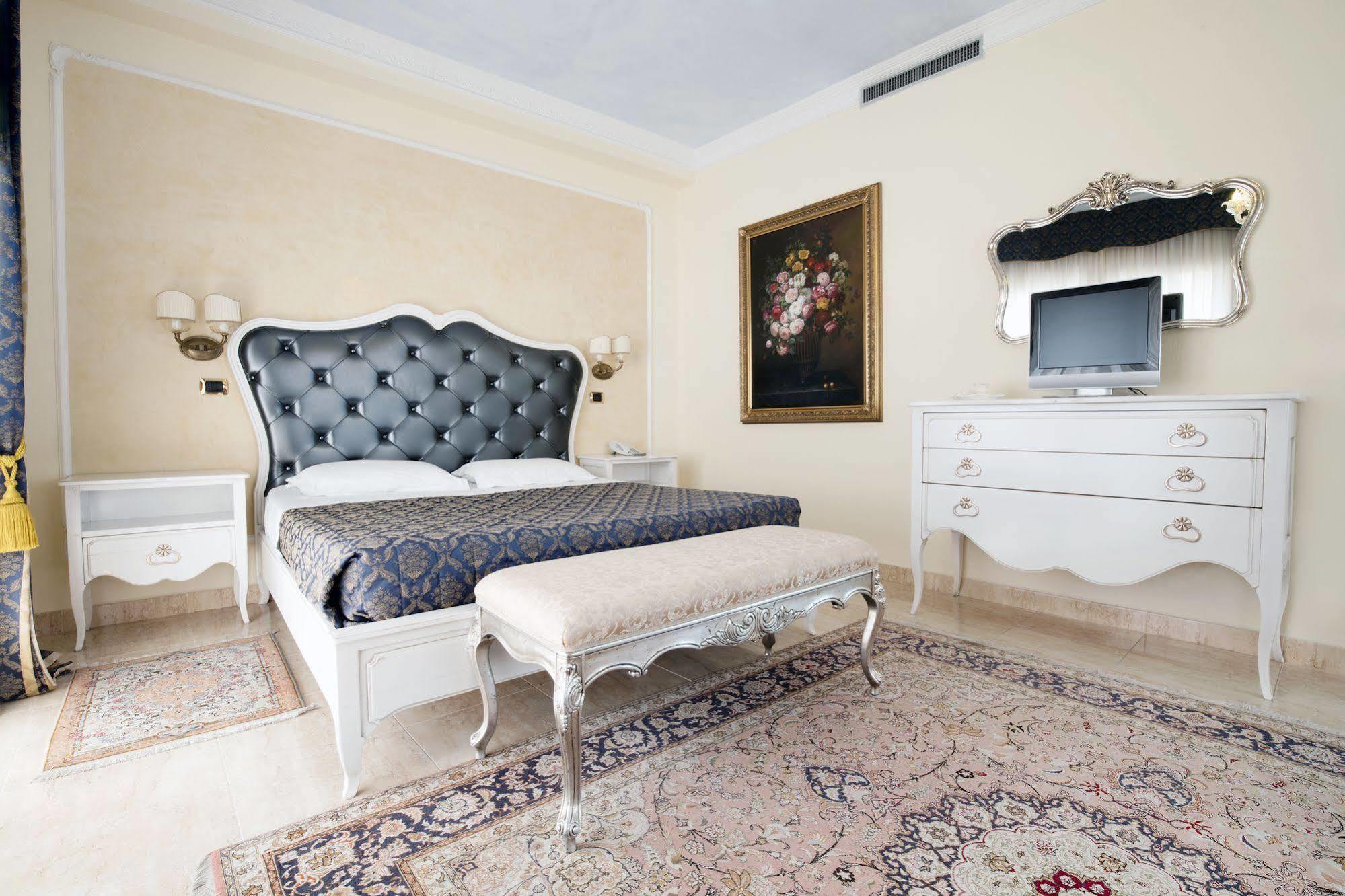 Grand Hotel President أولبيا المظهر الخارجي الصورة
