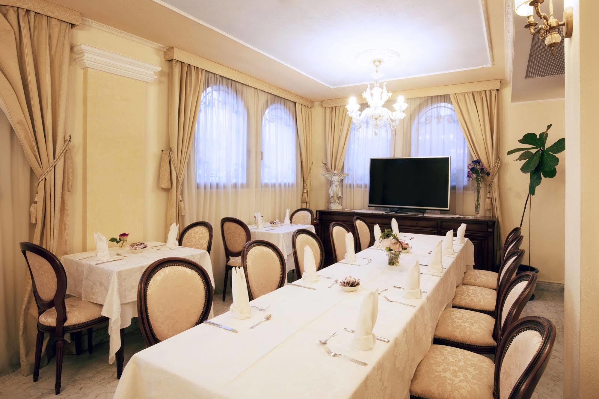 Grand Hotel President أولبيا المظهر الخارجي الصورة