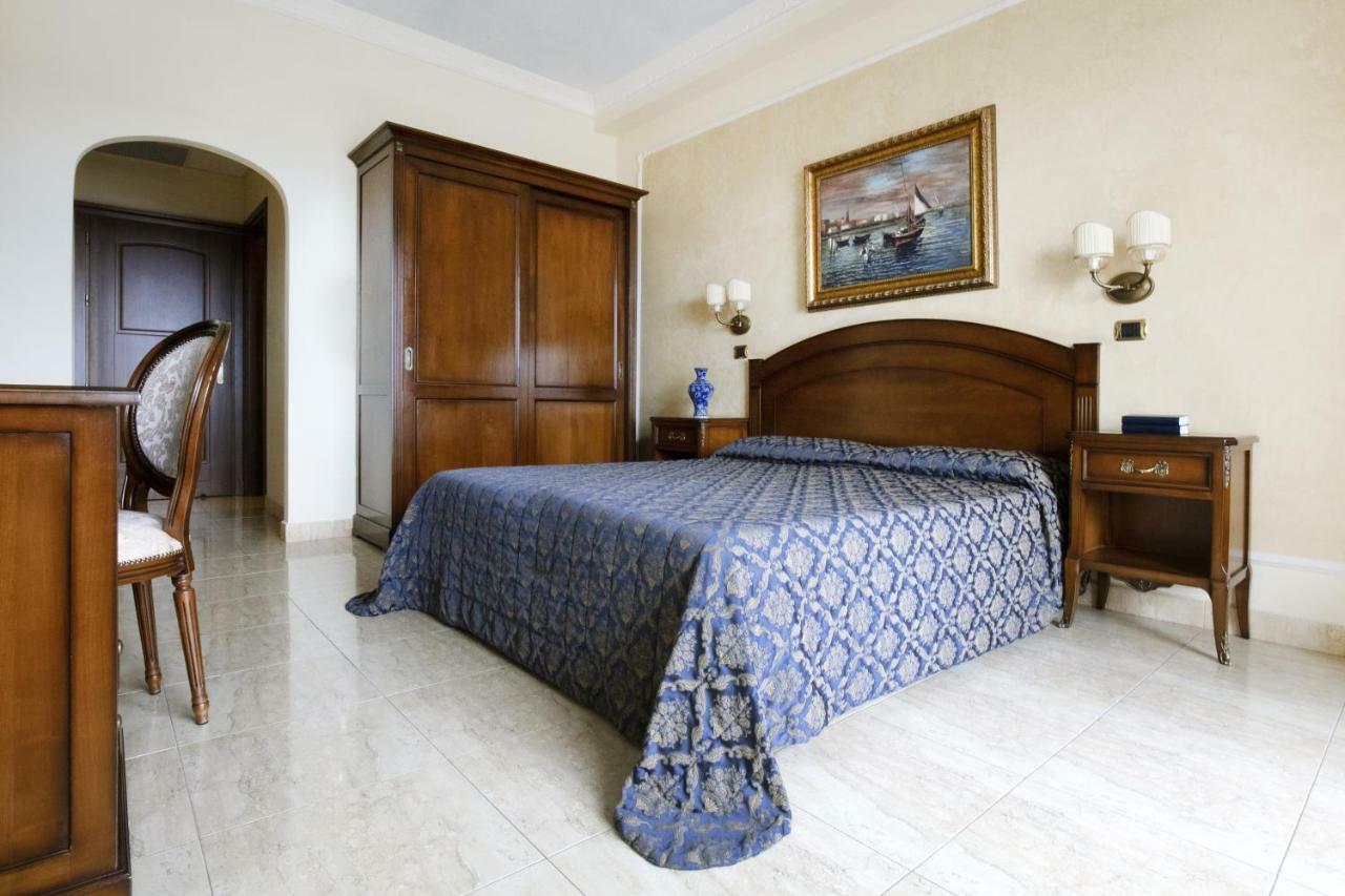Grand Hotel President أولبيا المظهر الخارجي الصورة